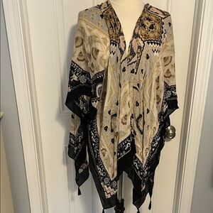 Boho Patterned Kimono Shawl in Black, Cream & Beige coverup topper one size